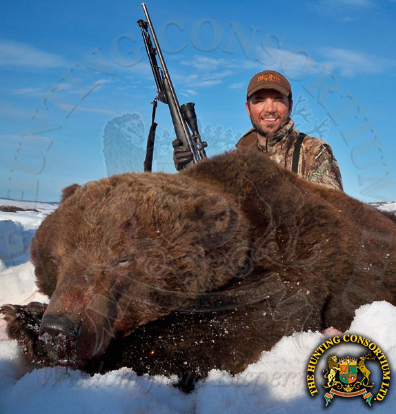 Nick Mundt, Bone Collector, Hunting Bears in Russia Hunting in Russia Brown Bear Hunting in Russia Kamchatka Brown Bear Hunting in Russia.